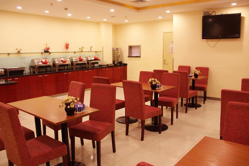Hanting Express Nanchang Hong Gu Tan Branch Exterior photo